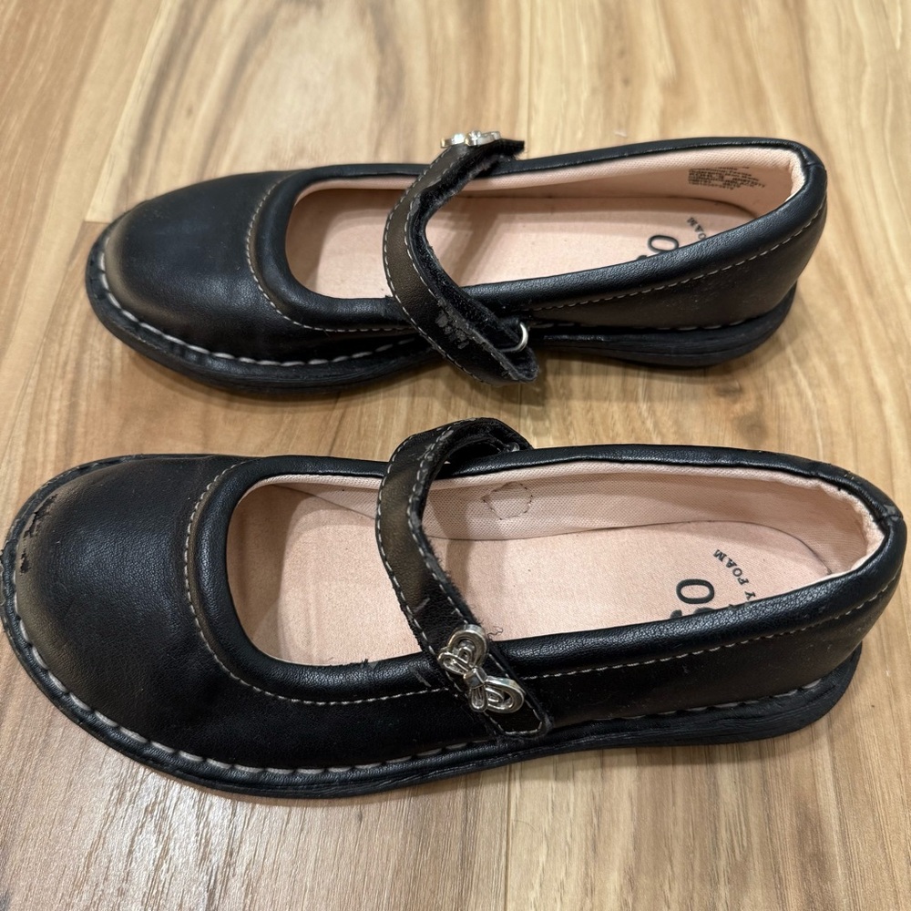 SO Black Mary Jane Dress Shoes for Kids - Picture 2 of 5